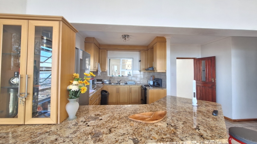 To Let 3 Bedroom Property for Rent in Hoogland Western Cape
